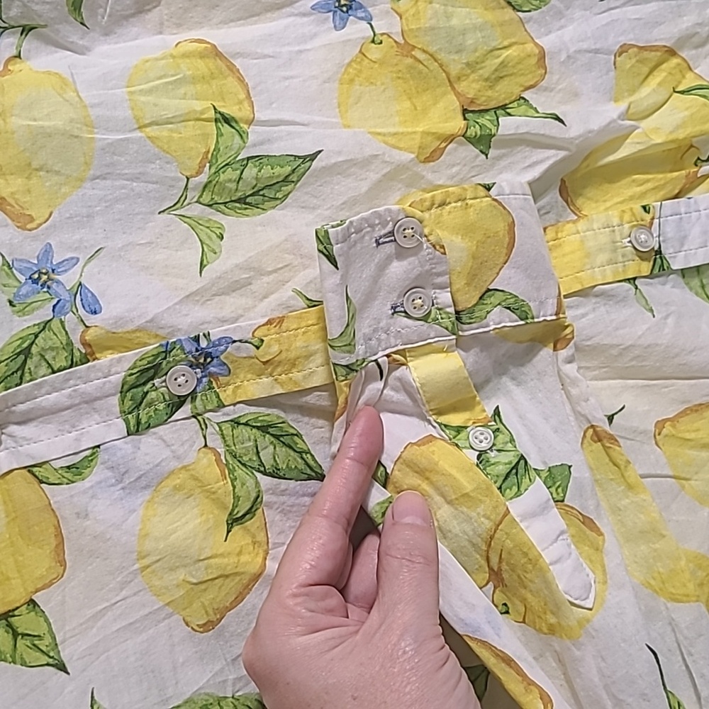 Talbots Cotton Lemon Blossom Print Button Down Top Size Medium Petite - Picture 5 of 7